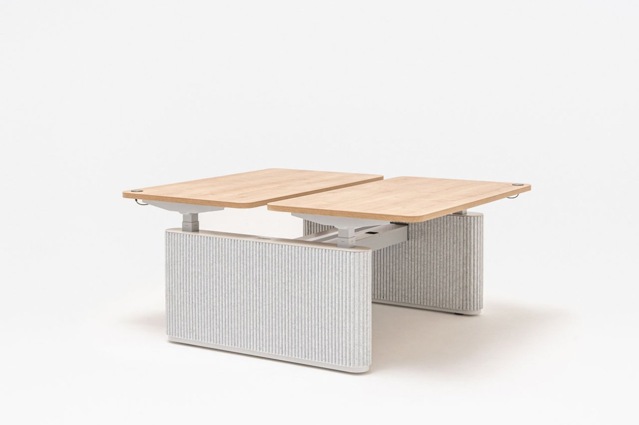 Elektrisch Höhenverstellbarer Bench Mit Fußelementen Aus Filz Ogi Drive Bench