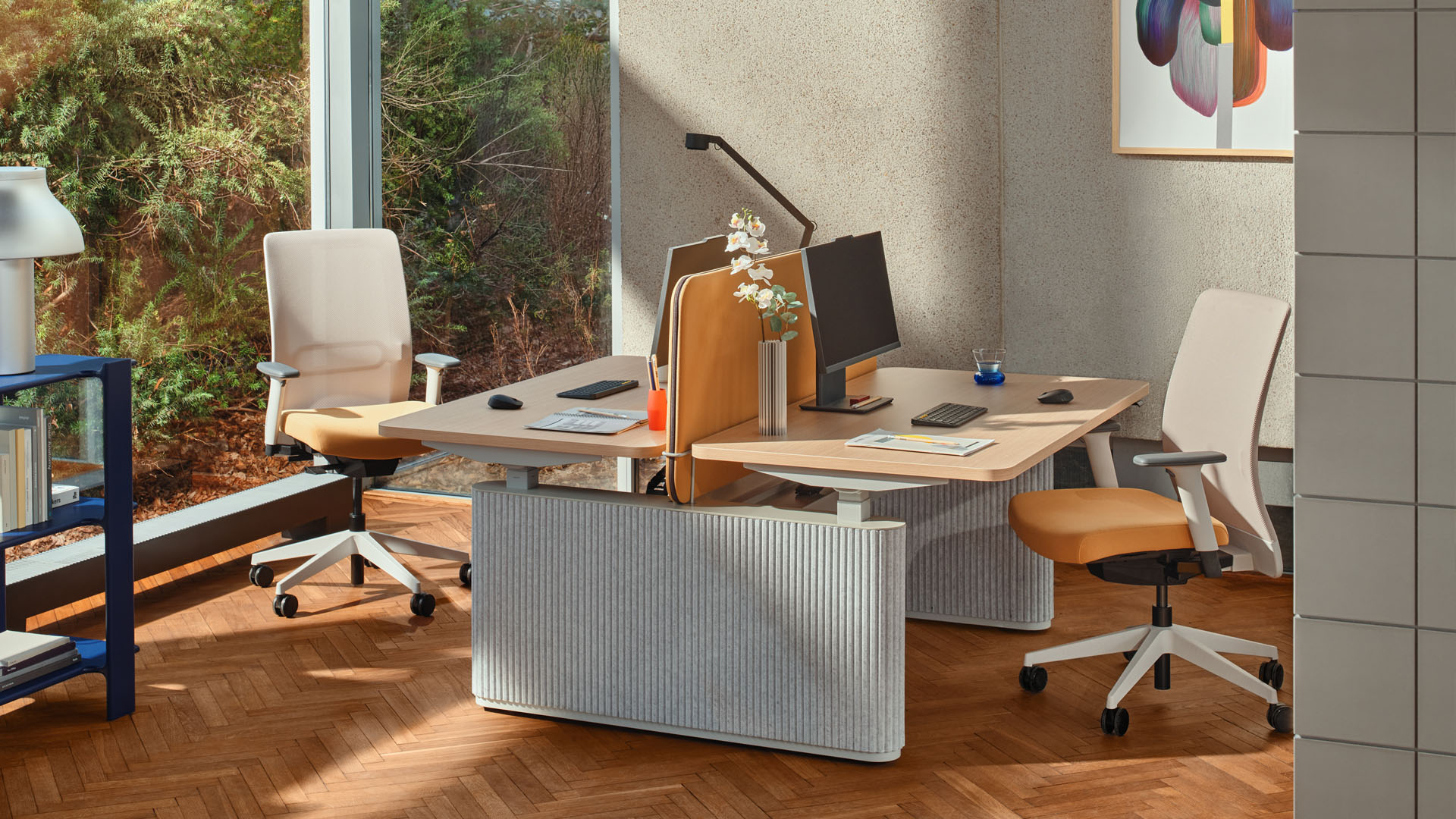 elektrisch höhenverstellbarer Bench mit Fußelementen aus Filz Ogi Drive Bench - lookbook