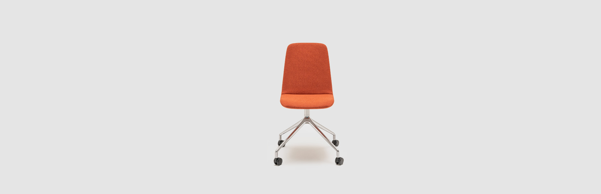 Stoel met gepolijste aluminium onderstel Ulti - lookbook