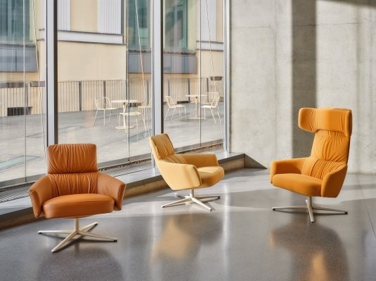 Dalle cabine degli aerei alla zona lounge: la poltrona Toro progettata da Christopher Nobles