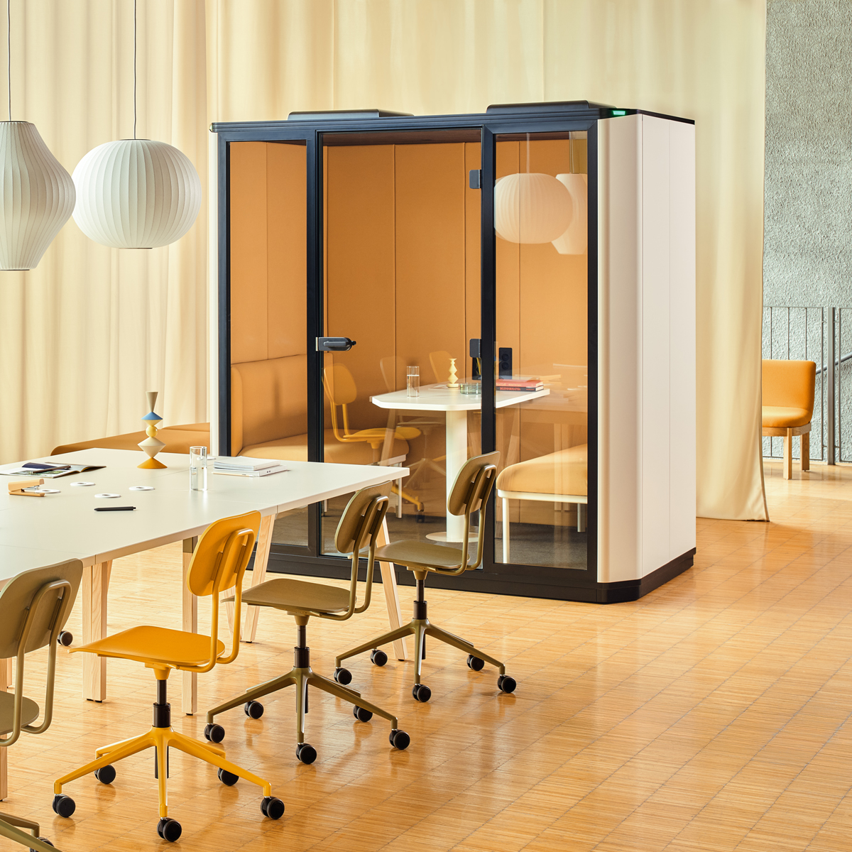 4-Person Acoustic Booth Coda