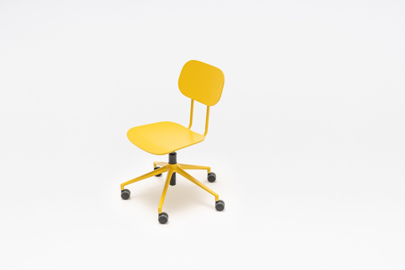Silla En Contrachapado Con Ajuste De Altura New School
