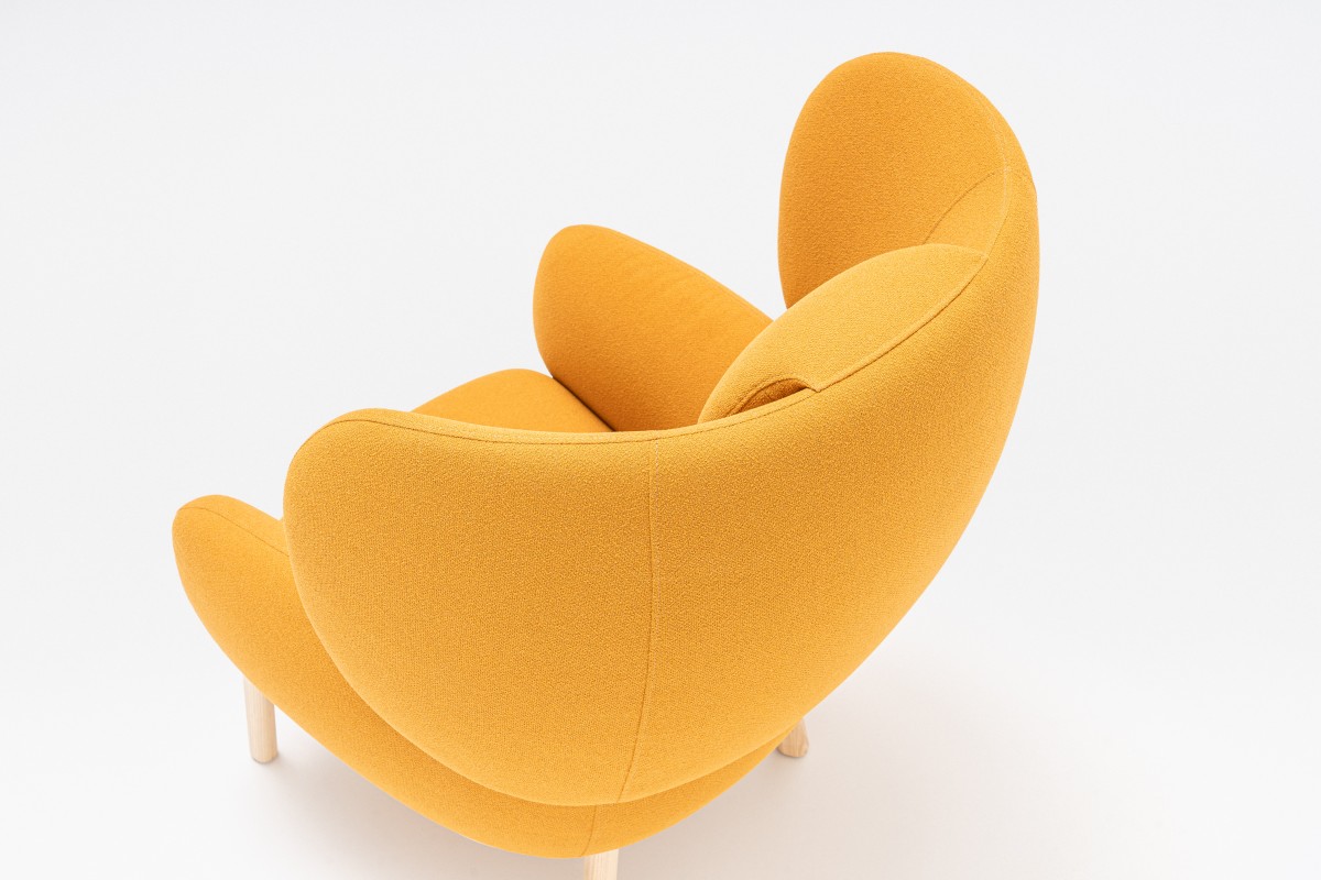 Fauteuil Met Hoofdsteun En Houten Onderstel Grand Grace