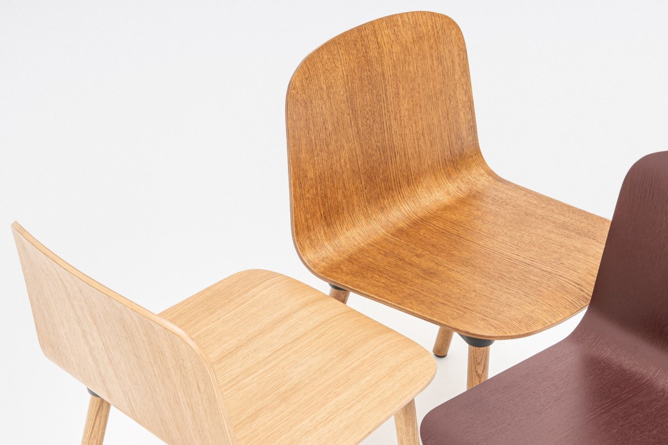 Plywood Chair With A Wooden Base Nud