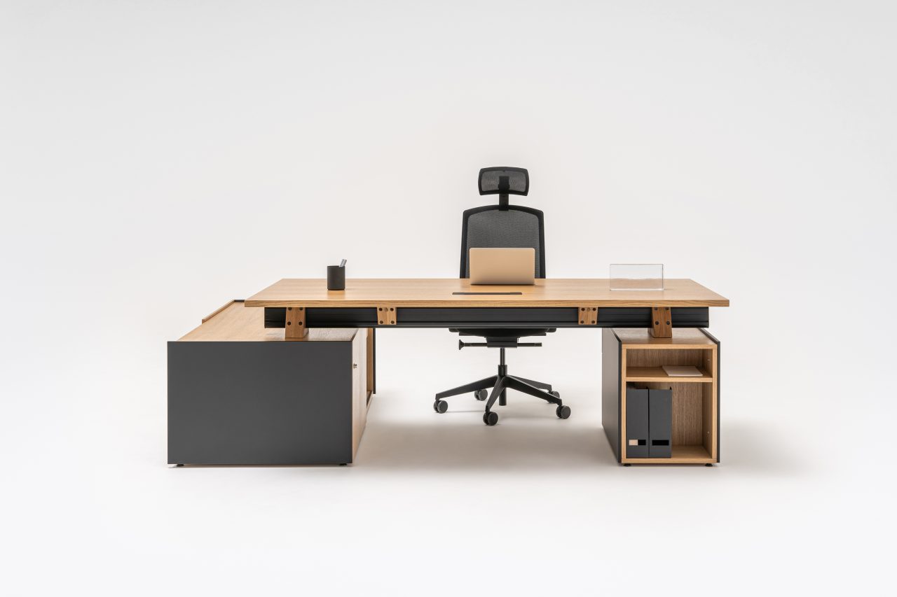 Executive Desk With Storage And Pedestal Viga