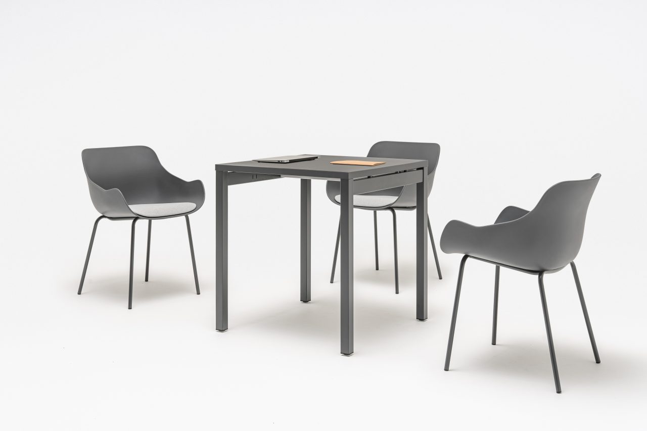Café Table Ogi Y
