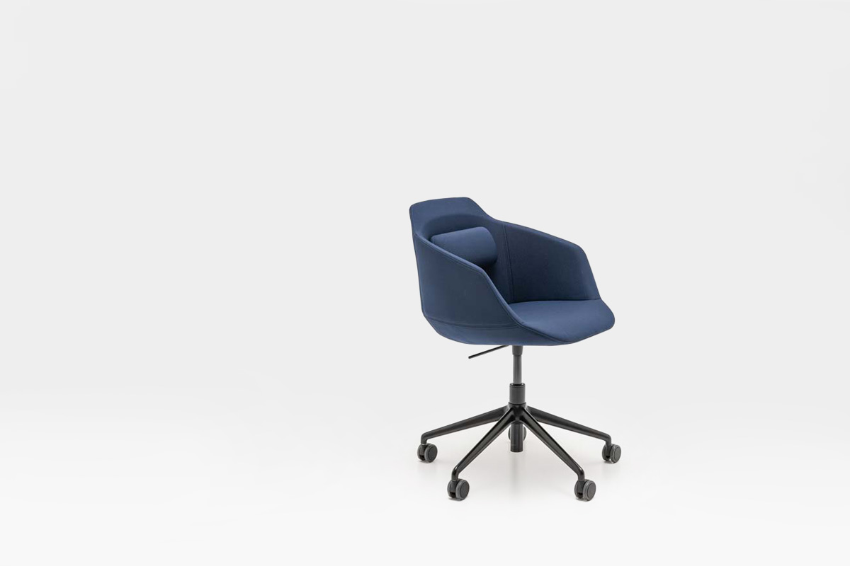 Chair With Height Adjustment Ultra
