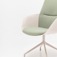 conference chair Senda: Quest Q-13, RAL908005