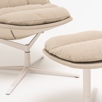 footrest Fat Frank: Grain GR-61252, RAL08005; armchair Fat Frank: Grain GR-61252, RAL08005