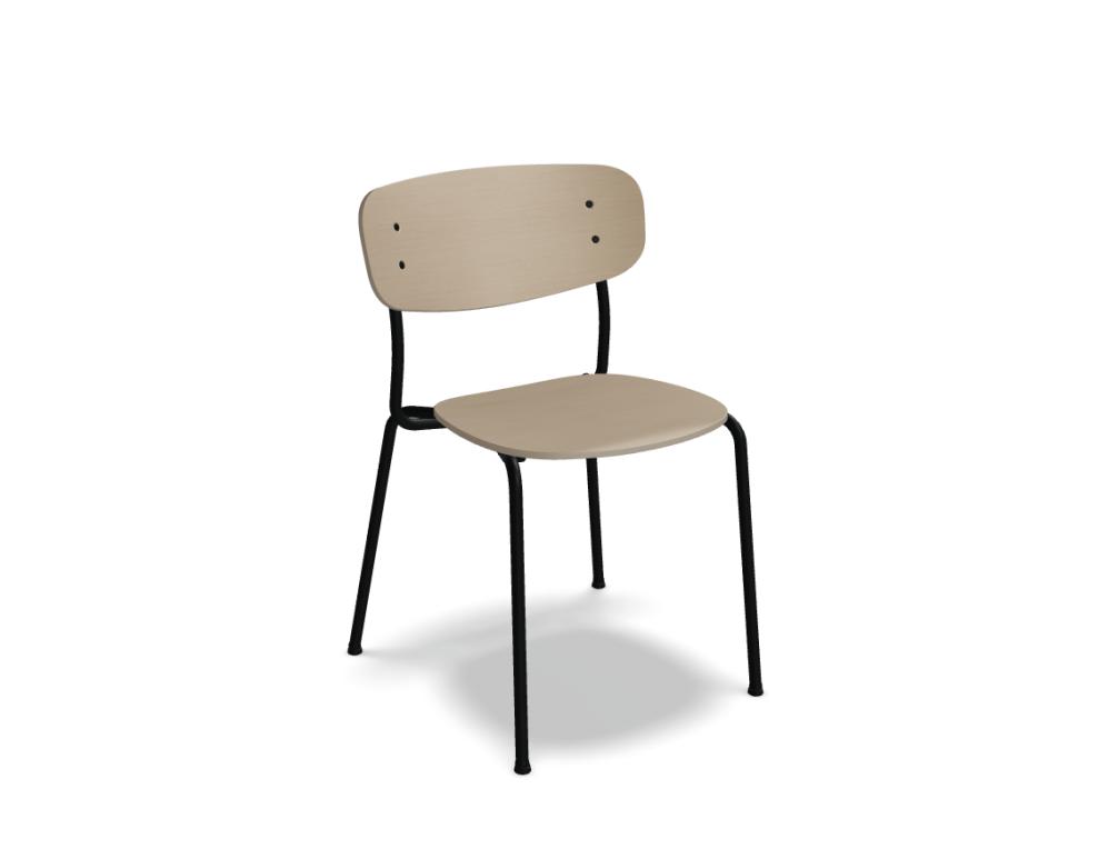 Sessel aus Sperrholz
 - 